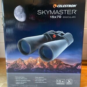 Celestron SkyMaster 15x70 Binoculars-Brand New